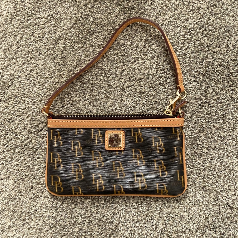 Dooney & Bourke Slim Wristlet